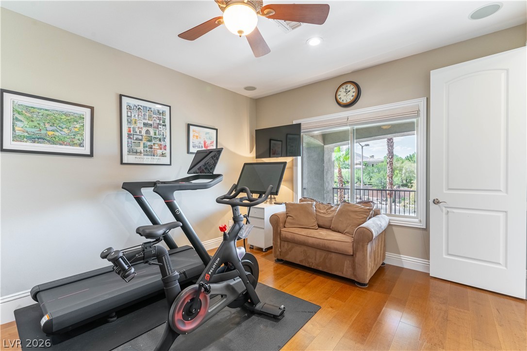 10100 Cresent Mesa Lane Las Vegas NV 89145