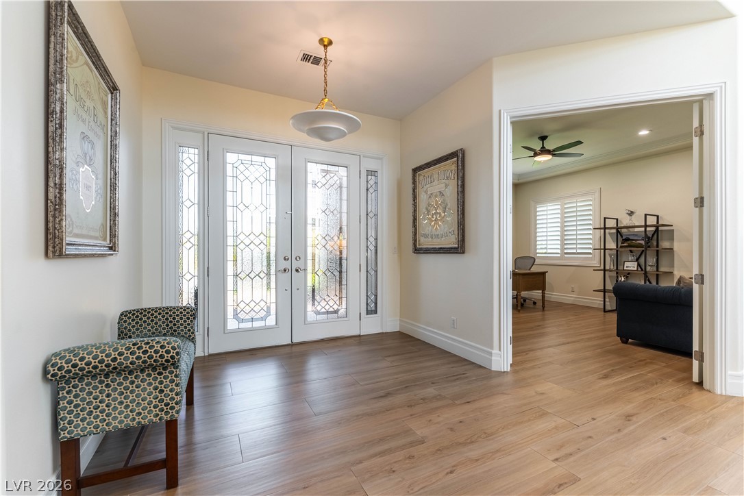 10100 Cresent Mesa Lane Las Vegas NV 89145