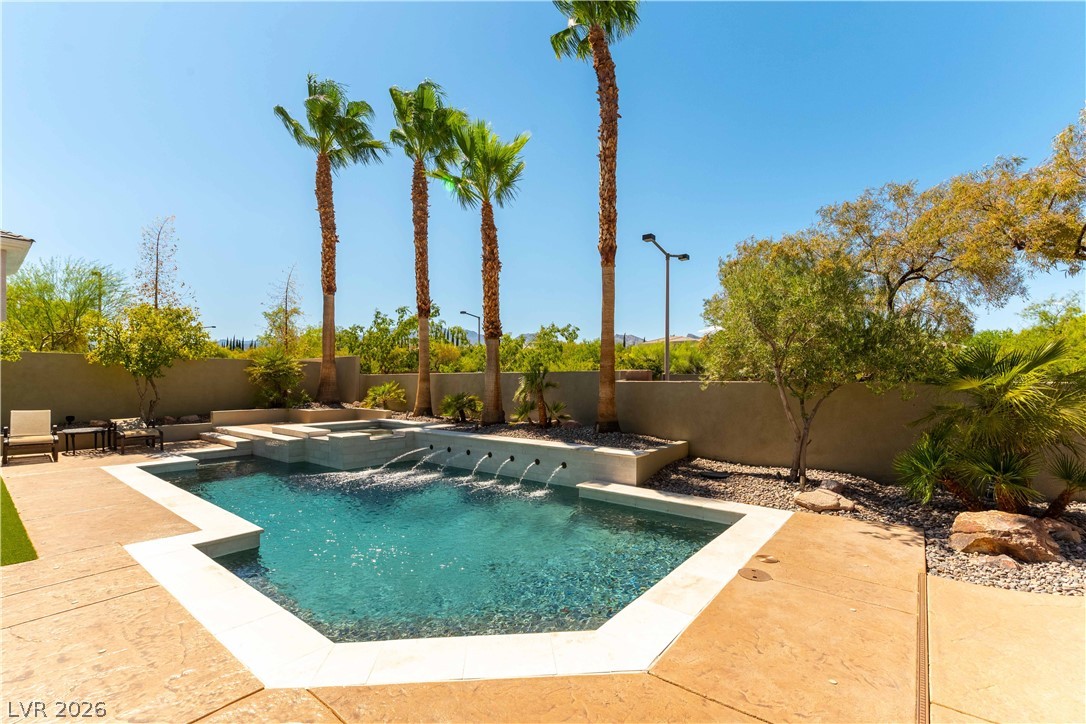 10100 Cresent Mesa Lane Las Vegas NV 89145