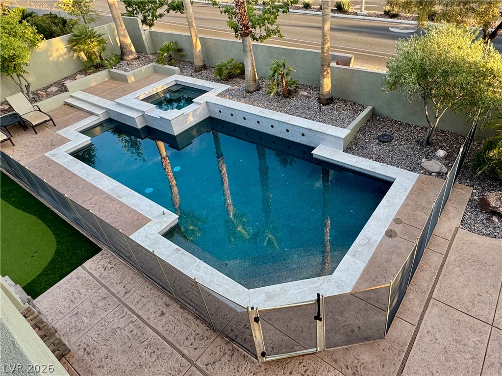 10100 Cresent Mesa Lane Las Vegas NV 89145