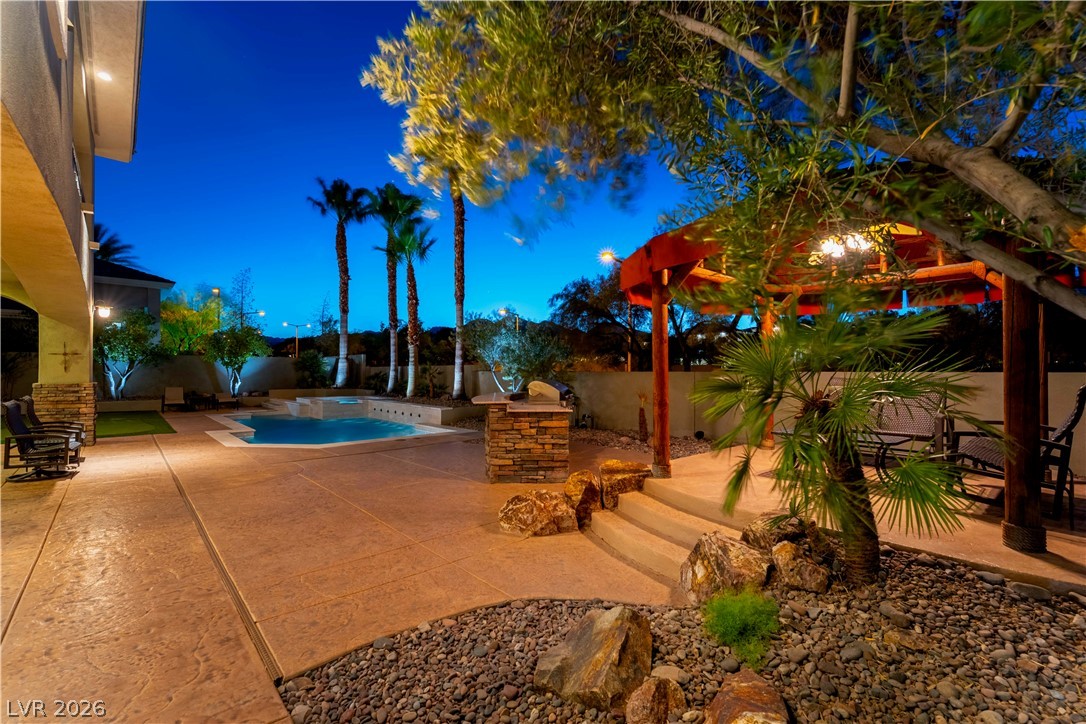 10100 Cresent Mesa Lane Las Vegas NV 89145