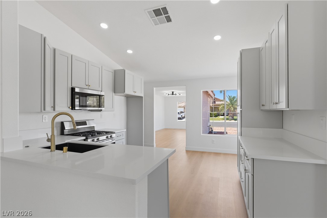 6134 Evening View Street North Las Vegas NV 89031
