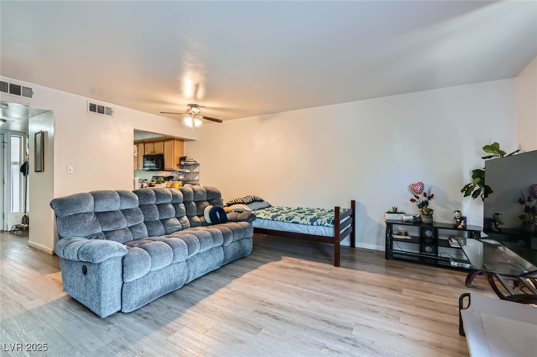 4259 Kona Coast Way Las Vegas NV 89121