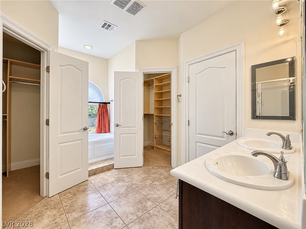 1110 Tuscan Sky Lane 2 Henderson NV 89002