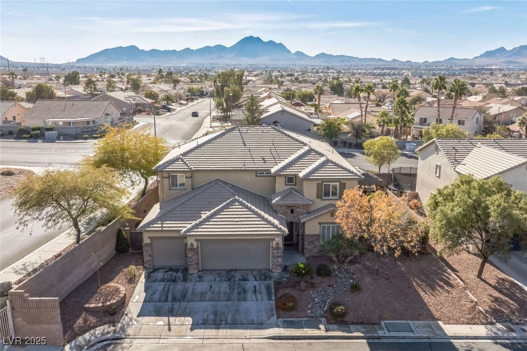 1137 Glistening Point Avenue Henderson NV 89015