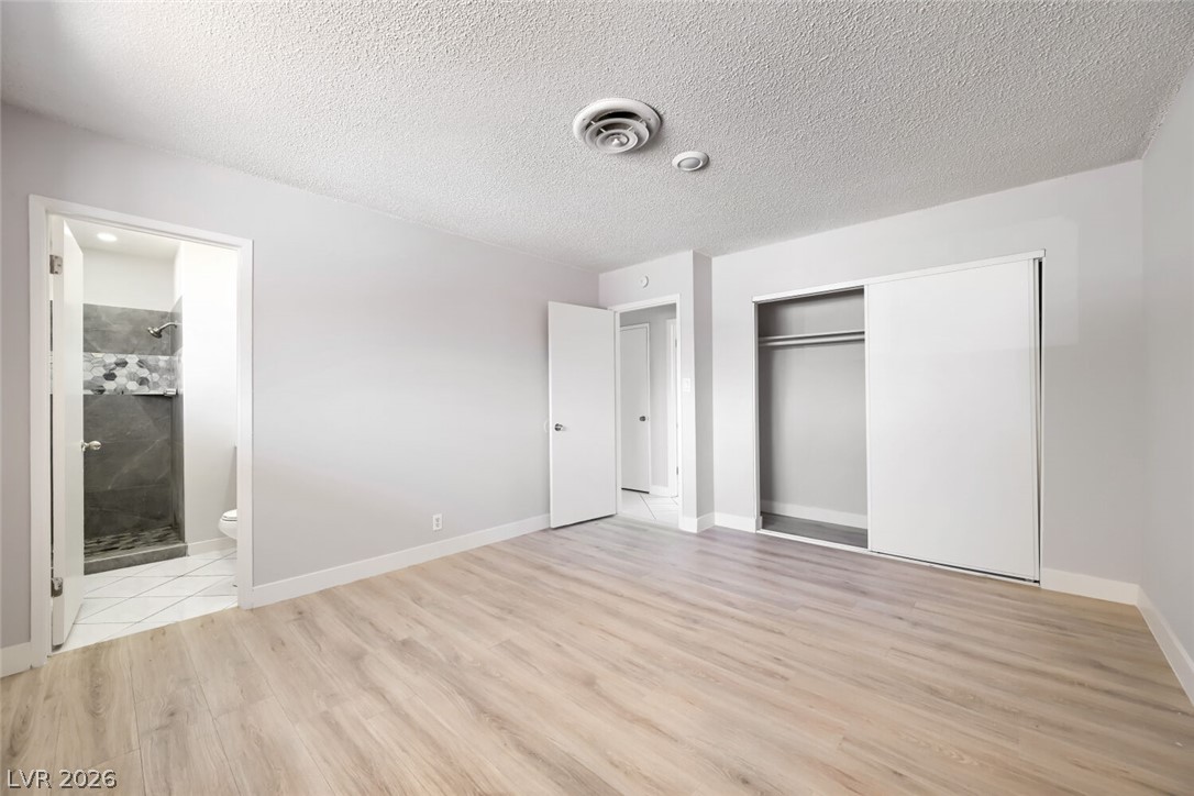2024 Collins Avenue Las Vegas NV 89106