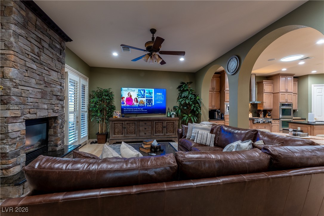 8223 Windrush Avenue Las Vegas NV 89117