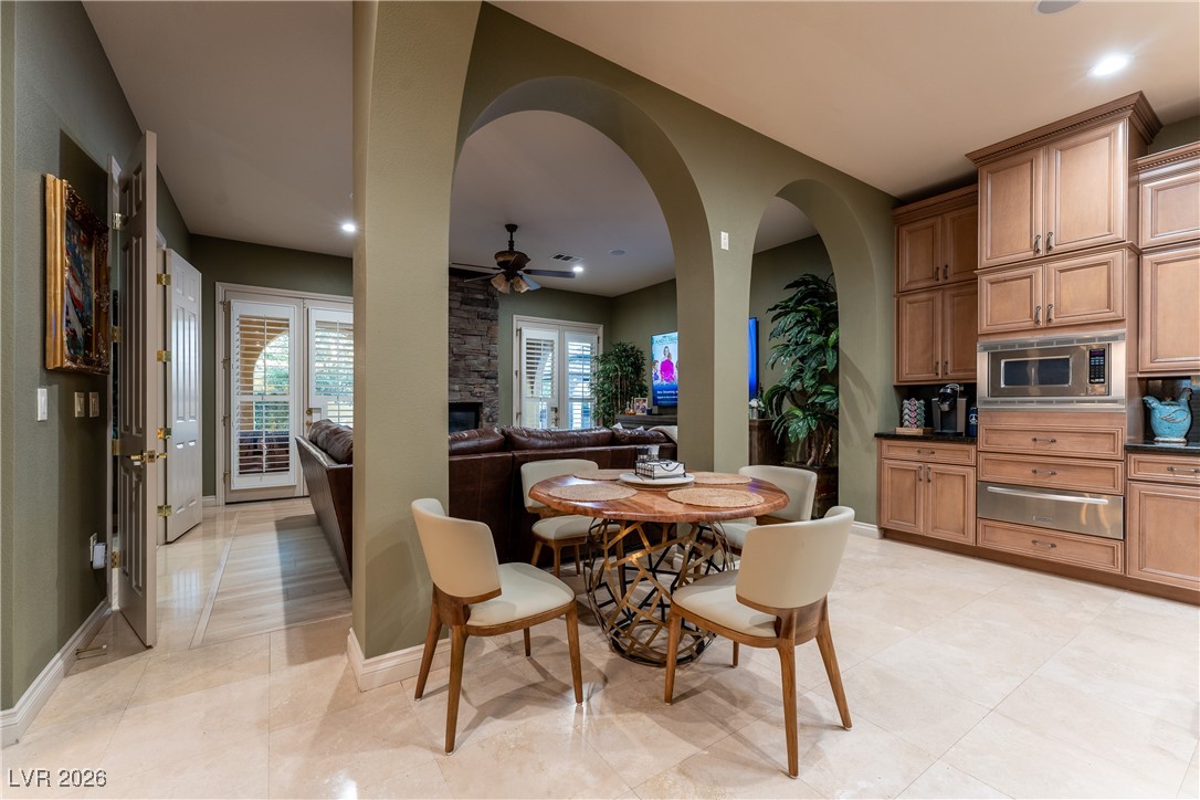 8223 Windrush Avenue Las Vegas NV 89117