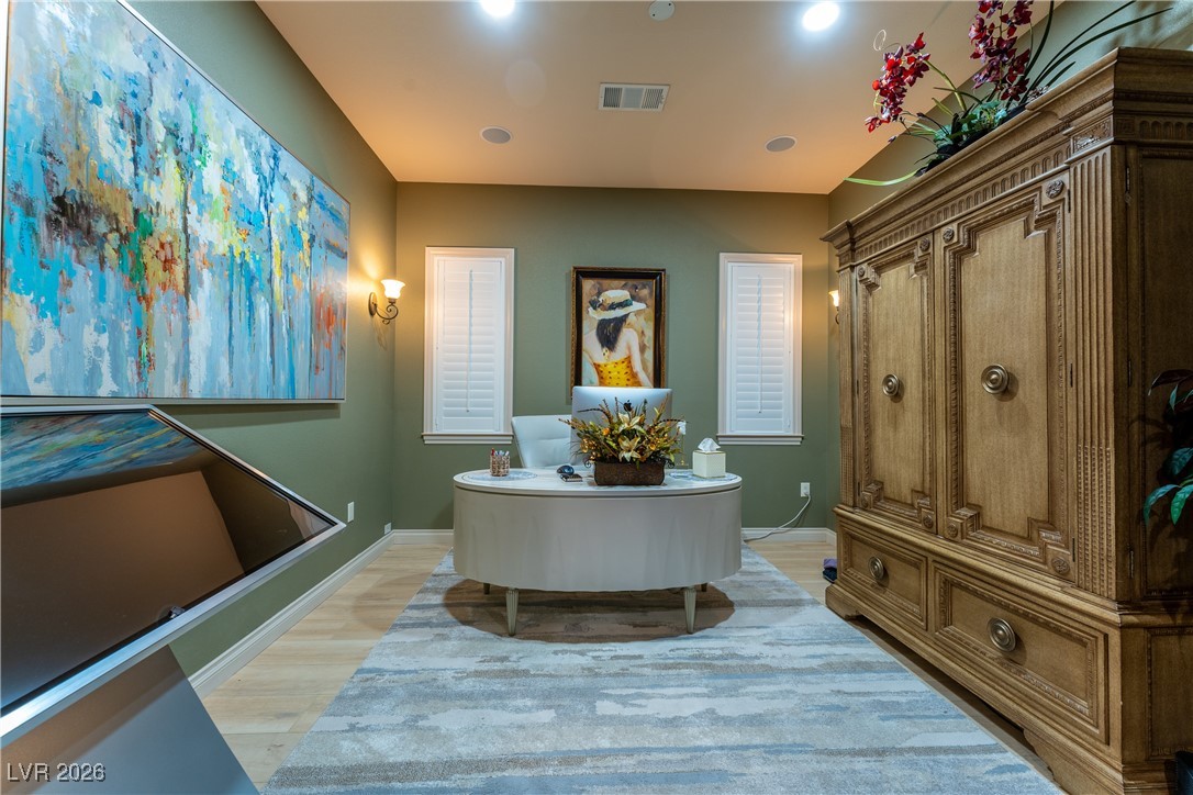 8223 Windrush Avenue Las Vegas NV 89117