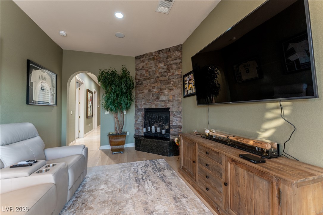 8223 Windrush Avenue Las Vegas NV 89117
