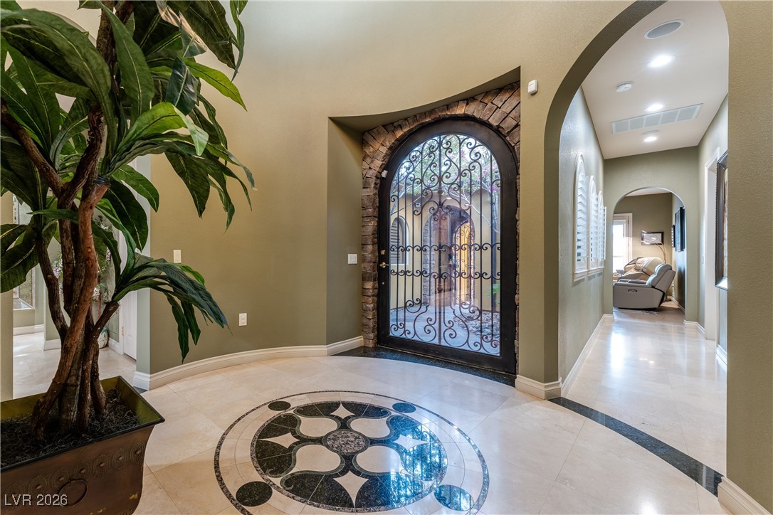 8223 Windrush Avenue Las Vegas NV 89117