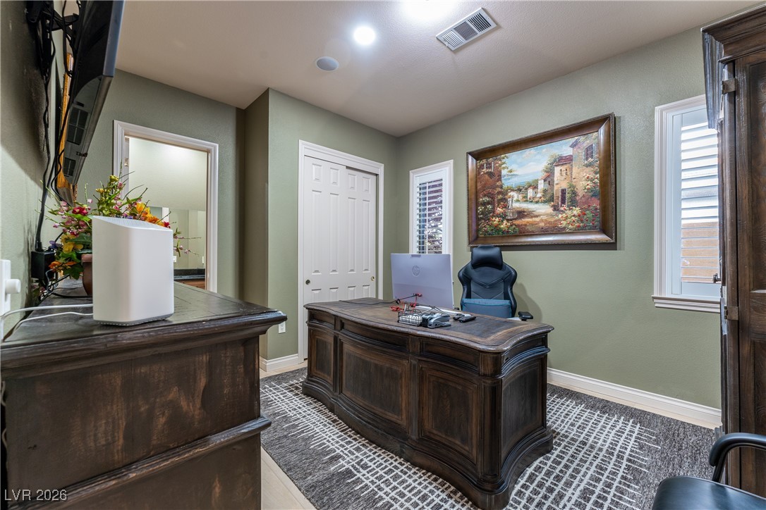 8223 Windrush Avenue Las Vegas NV 89117
