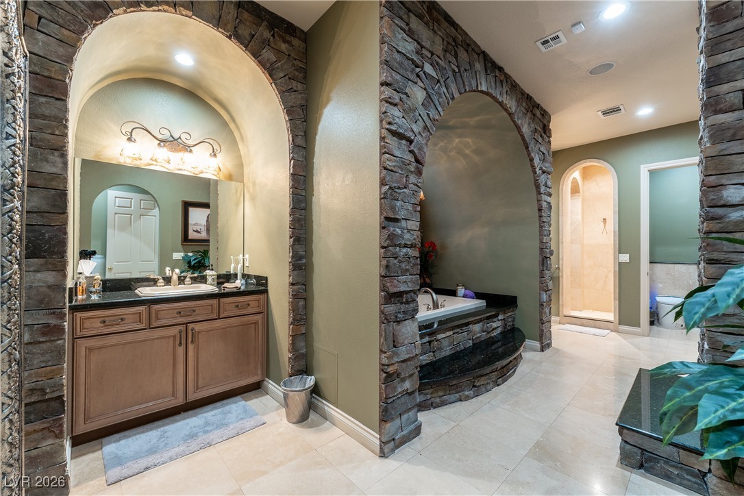 8223 Windrush Avenue Las Vegas NV 89117