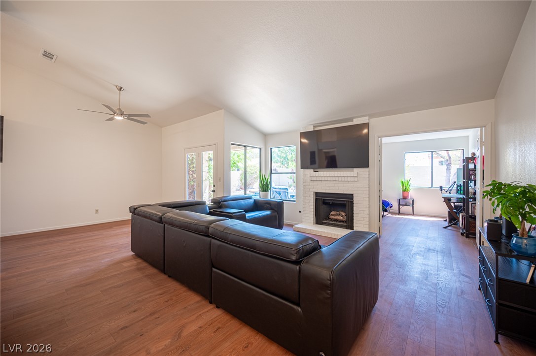 112 Brazilnut Court Las Vegas NV 89145