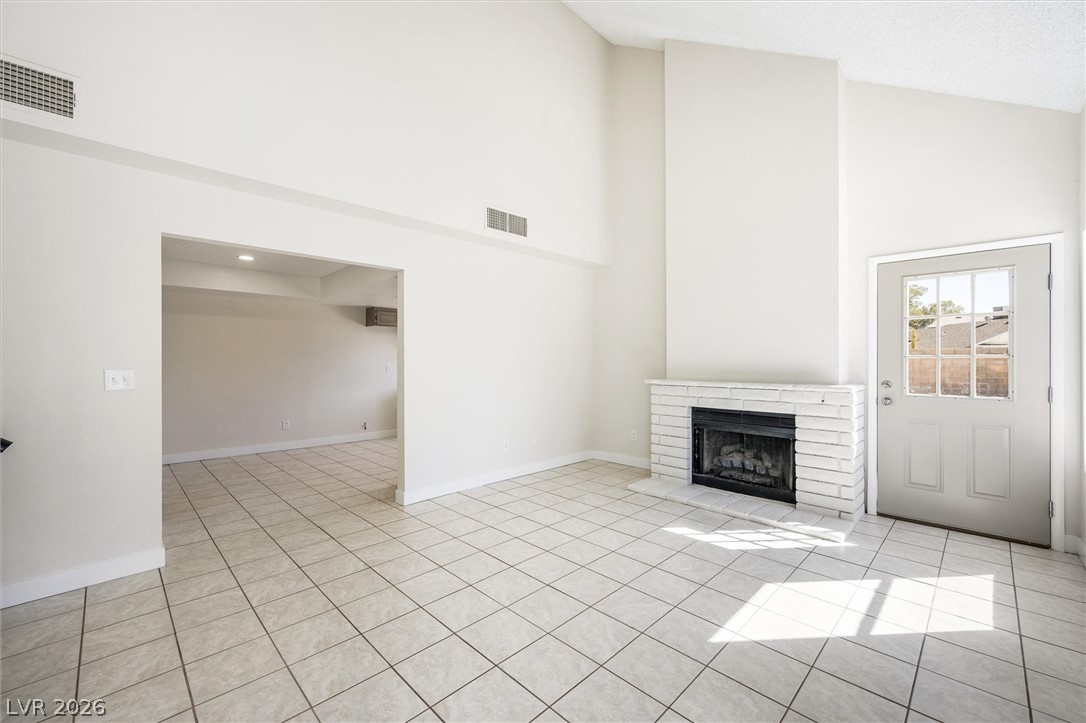 6733 Evanston Avenue Las Vegas NV 89108