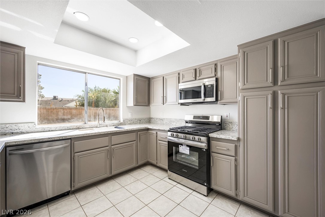 6733 Evanston Avenue Las Vegas NV 89108