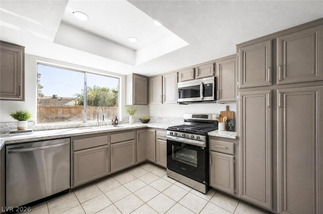 6733 Evanston Avenue Las Vegas NV 89108