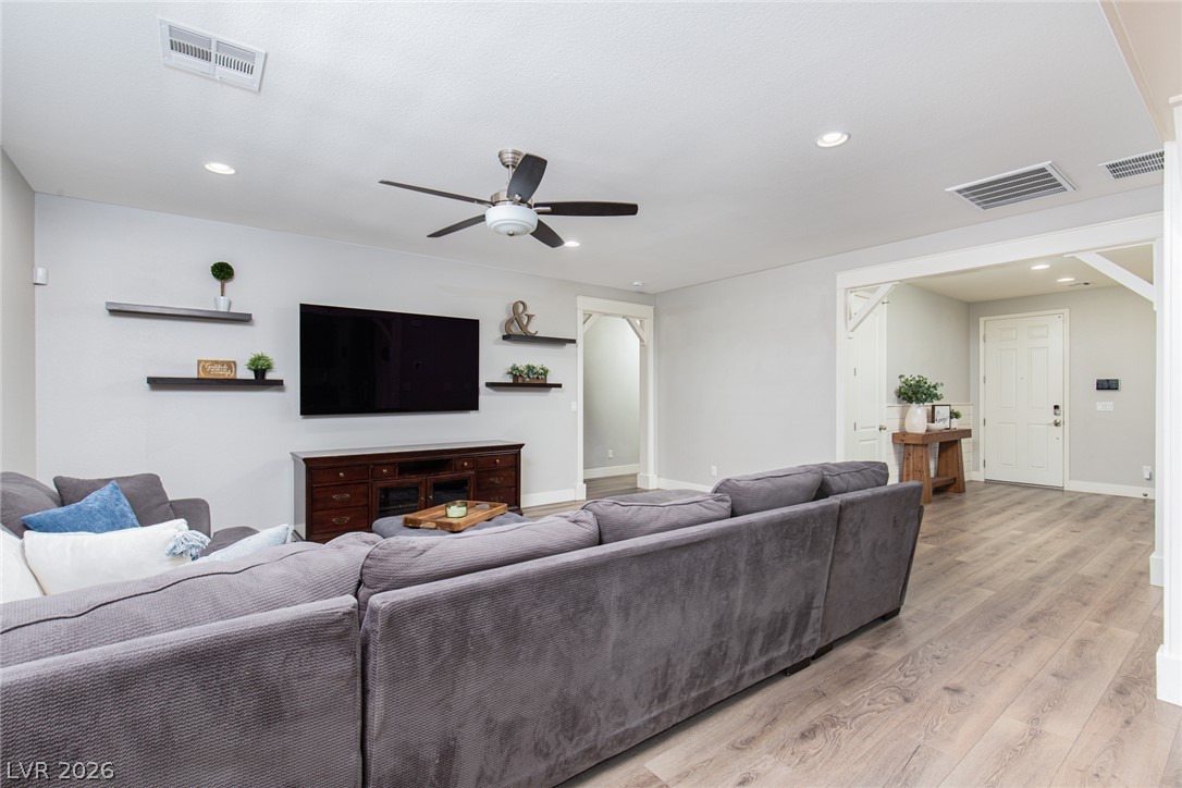 8820 Nolene Stream Street Las Vegas NV 89131