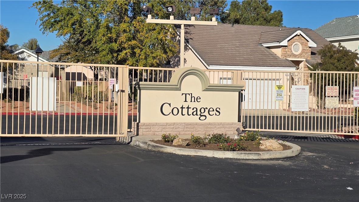 6675 Whistling Swan Way Las Vegas NV 89118