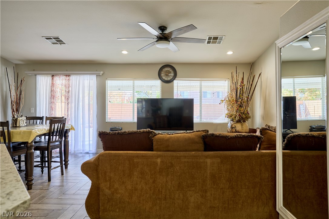 329 Casa Del Norte Drive North Las Vegas NV 89031