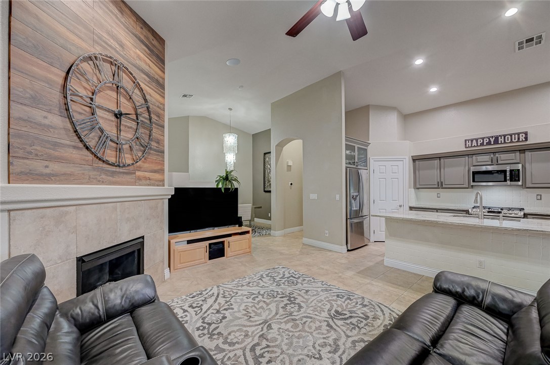 2115 Handel Avenue Henderson NV 89052