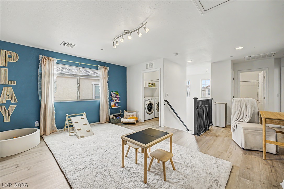 947 Via Del Campo Henderson NV 89011