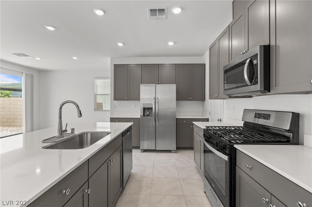 10167 Glowing Amber Street Las Vegas NV 89141