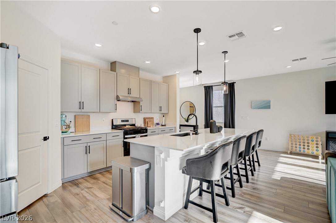10207 Canyon Mantle Street Las Vegas NV 89166