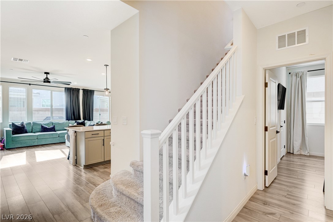 10207 Canyon Mantle Street Las Vegas NV 89166
