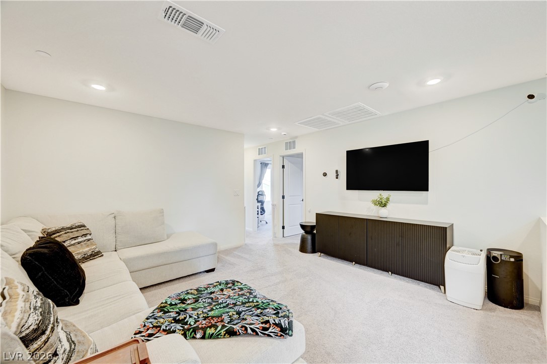 10207 Canyon Mantle Street Las Vegas NV 89166
