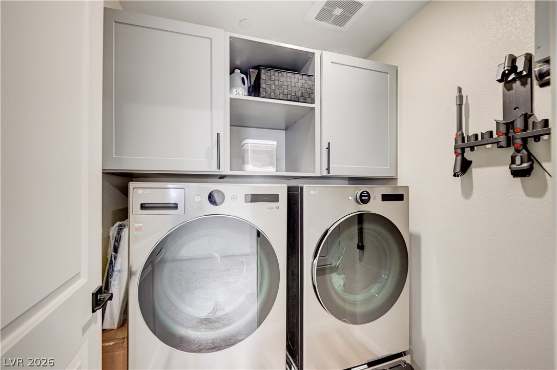10207 Canyon Mantle Street Las Vegas NV 89166