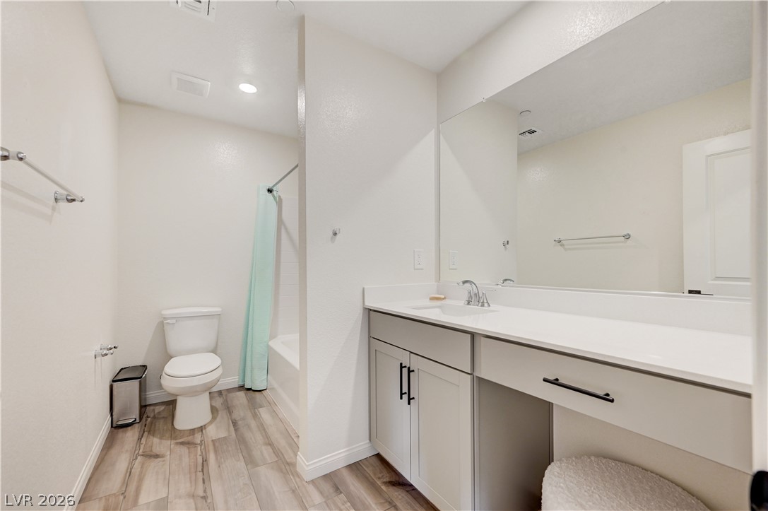10207 Canyon Mantle Street Las Vegas NV 89166
