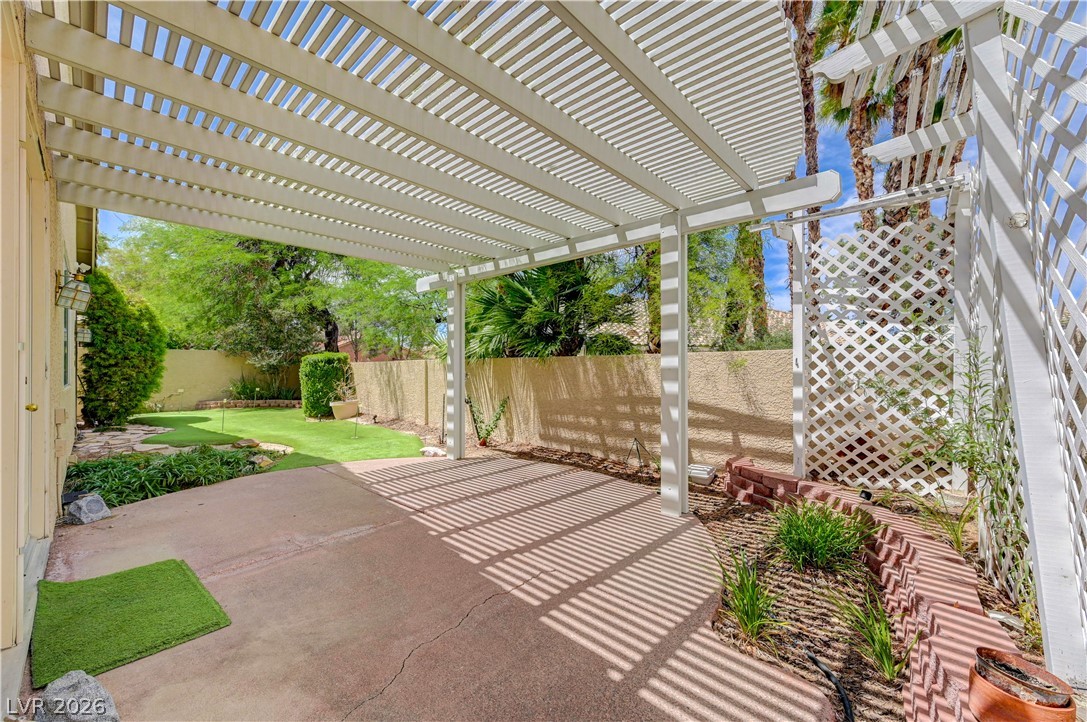 33 Staghorn Street Henderson NV 89012