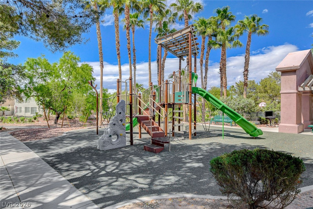 33 Staghorn Street Henderson NV 89012