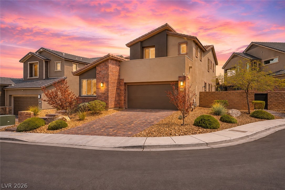 2568 Iron Crest Lane Las Vegas NV 89138