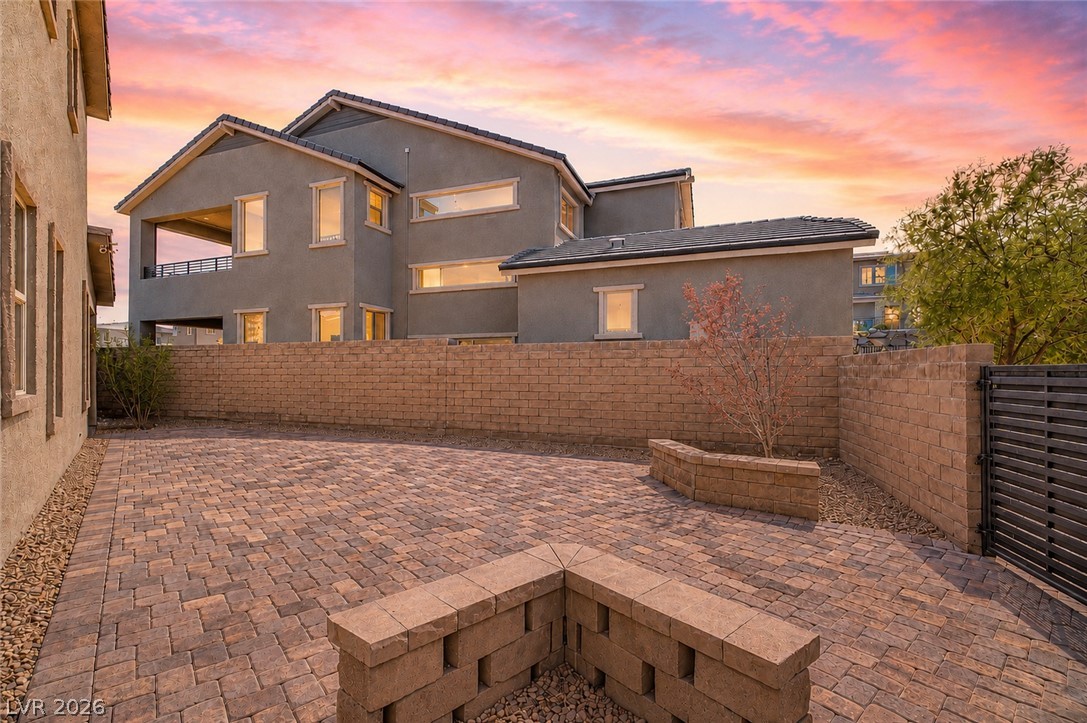 2568 Iron Crest Lane Las Vegas NV 89138