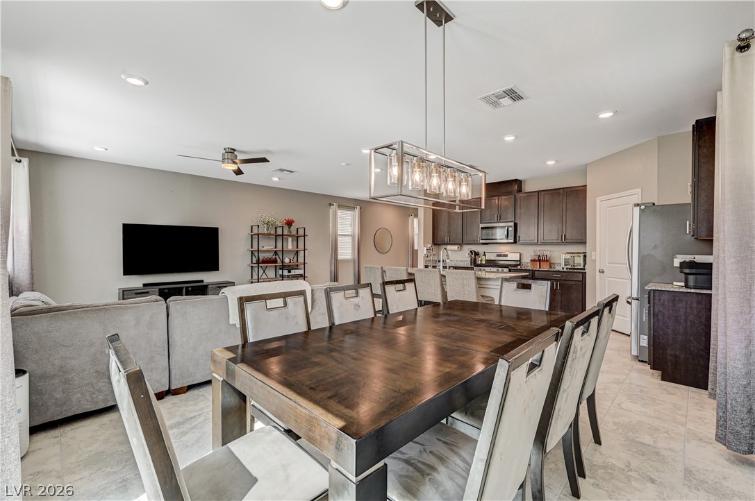 10621 Adobe Ranch Street Las Vegas NV 89141