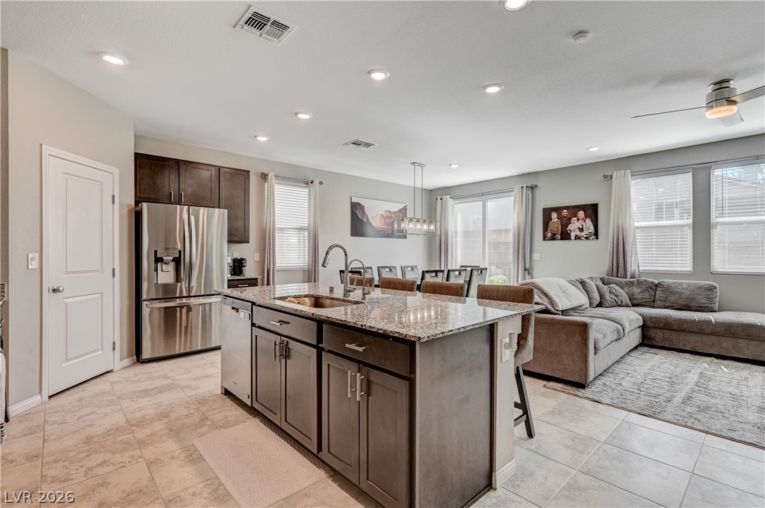 10621 Adobe Ranch Street Las Vegas NV 89141