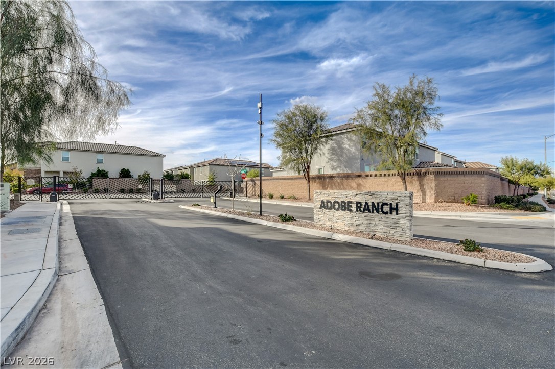 10621 Adobe Ranch Street Las Vegas NV 89141