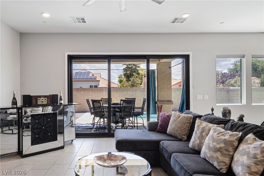 7441 Deschutes Circle Las Vegas NV 89129
