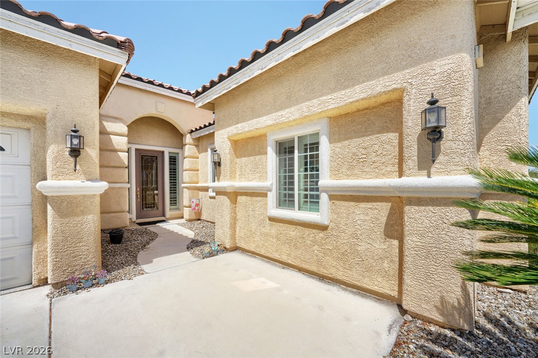 9522 Quiet Valley Avenue Las Vegas NV 89149