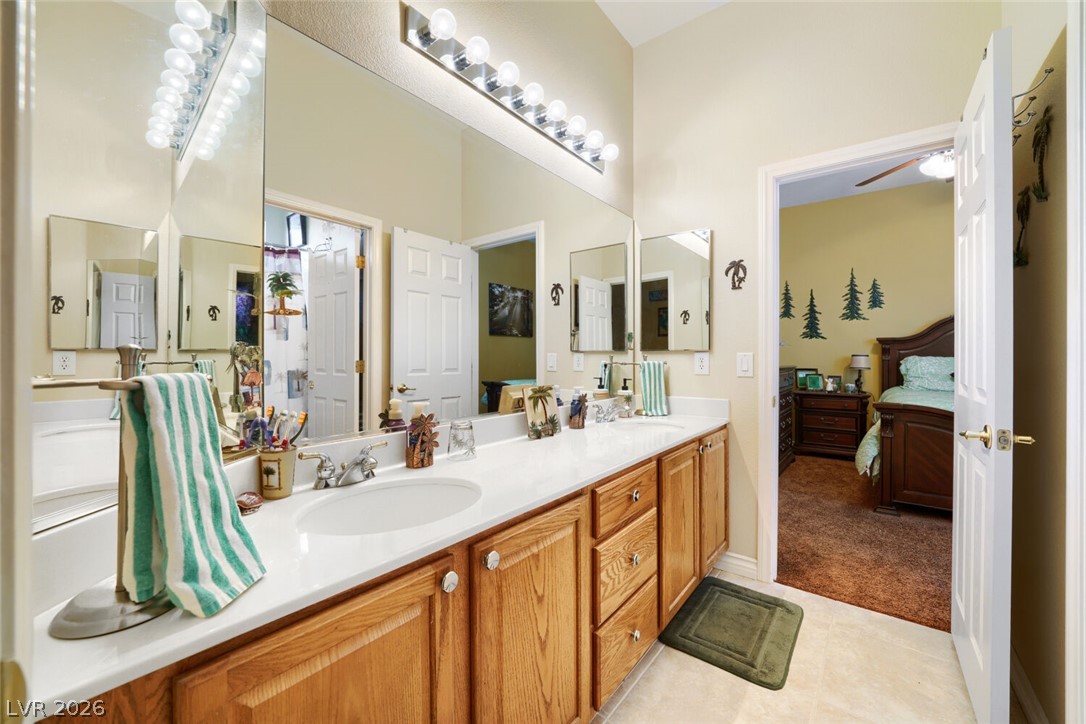 9522 Quiet Valley Avenue Las Vegas NV 89149