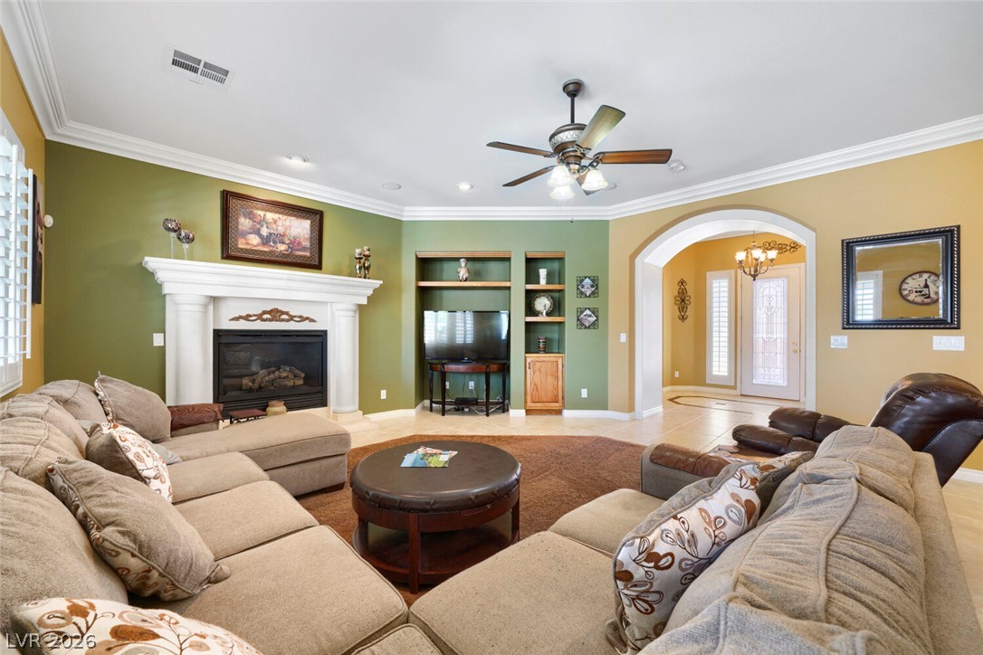 9522 Quiet Valley Avenue Las Vegas NV 89149