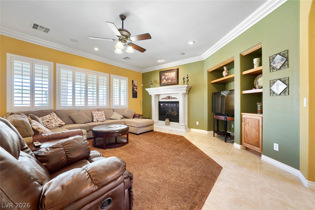 9522 Quiet Valley Avenue Las Vegas NV 89149