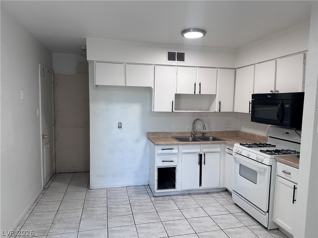 2405 North Bruce Street North Las Vegas NV 89030