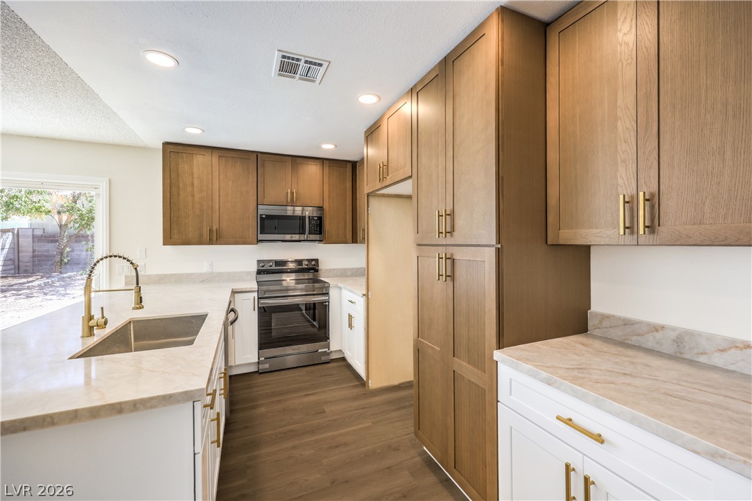 434 Scenic Drive Henderson NV 89002