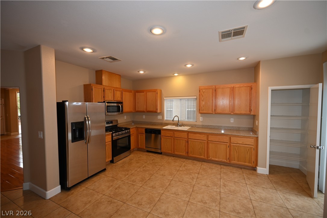 6152 West Cougar Avenue Las Vegas NV 89139