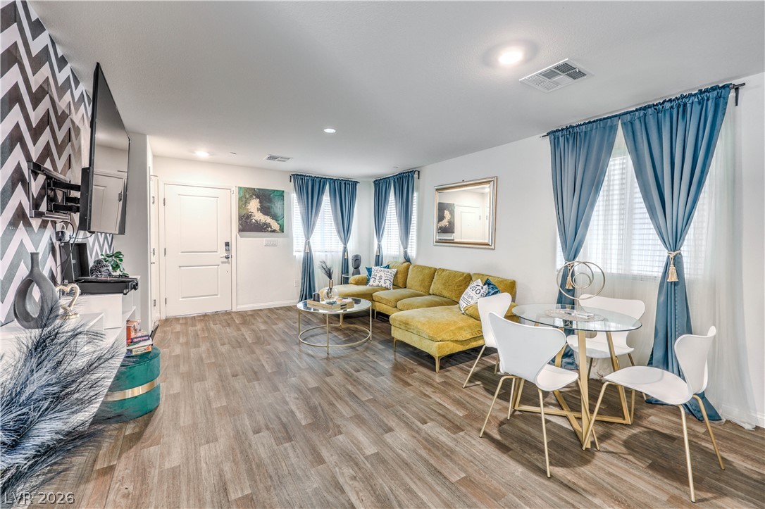 6956 Crimson Shadow Street North Las Vegas NV 89086