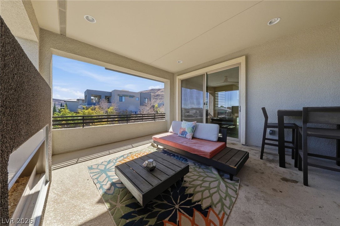 6044 Andezano Drive Las Vegas NV 89135