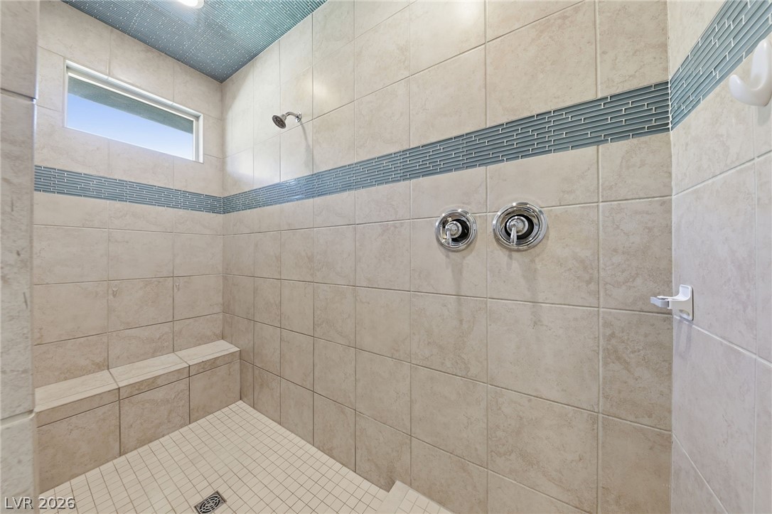 6044 Andezano Drive Las Vegas NV 89135